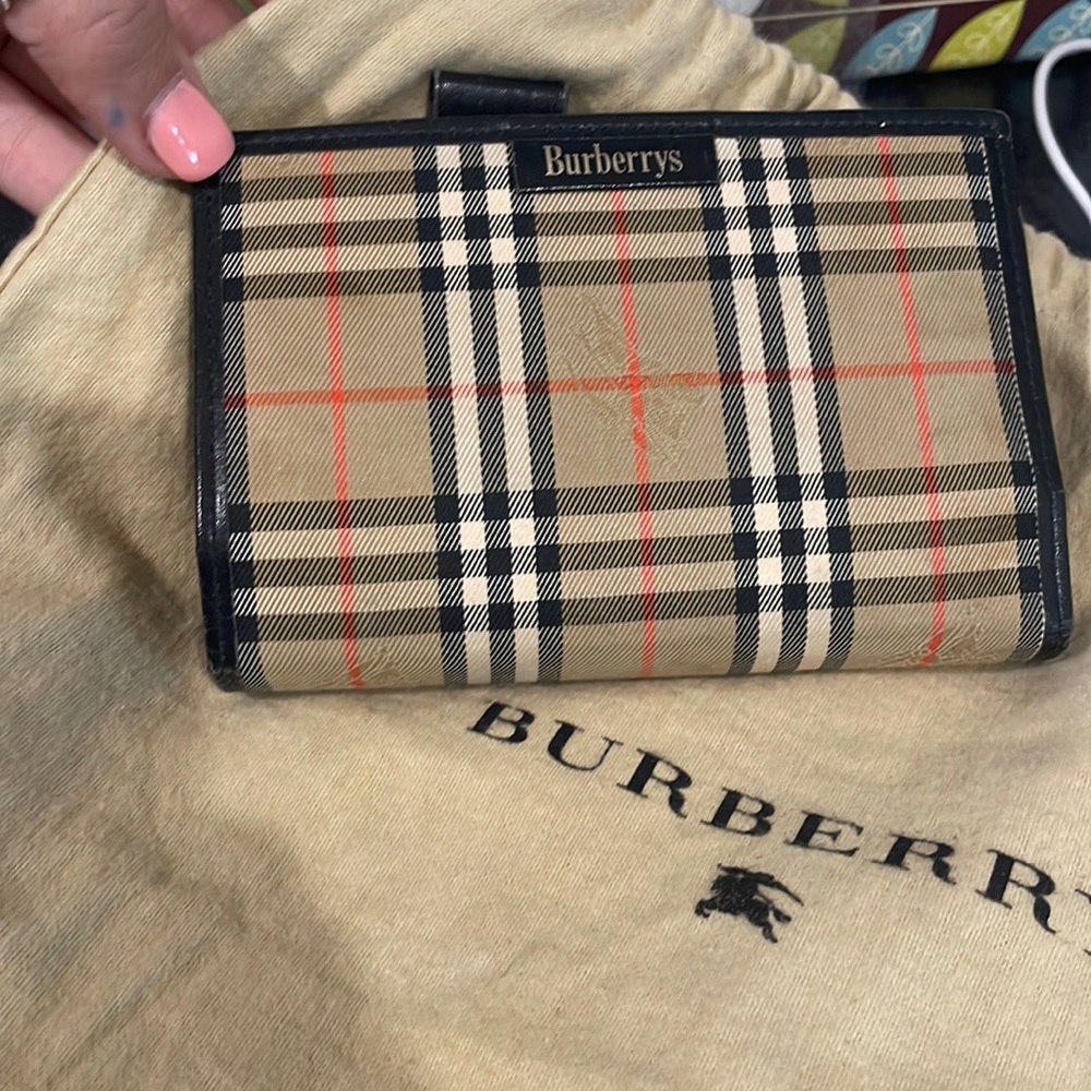 - ♥️Burberry ♥️Canvas Leather Beige Multicolor Black, with dust bag - Picture 2 of 7